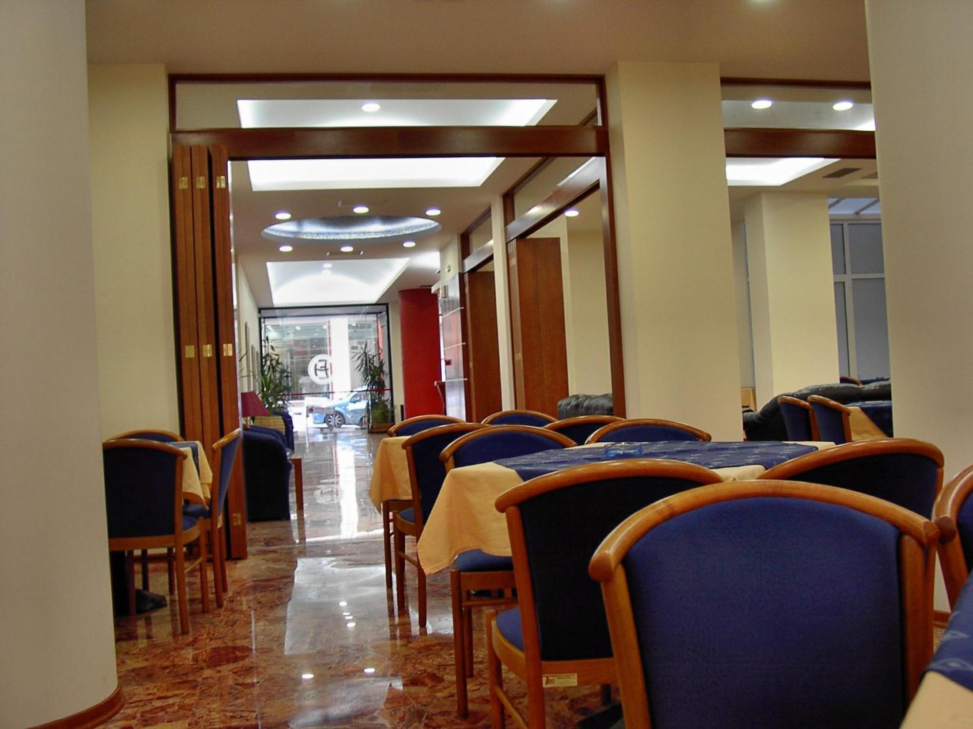 Hotel Elena ラミア エクステリア 写真